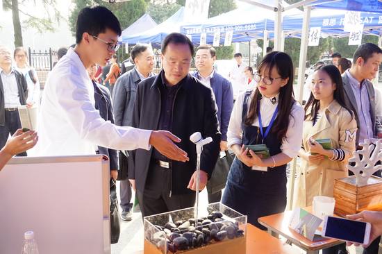 点击查看高清原图 点击查看高清原图